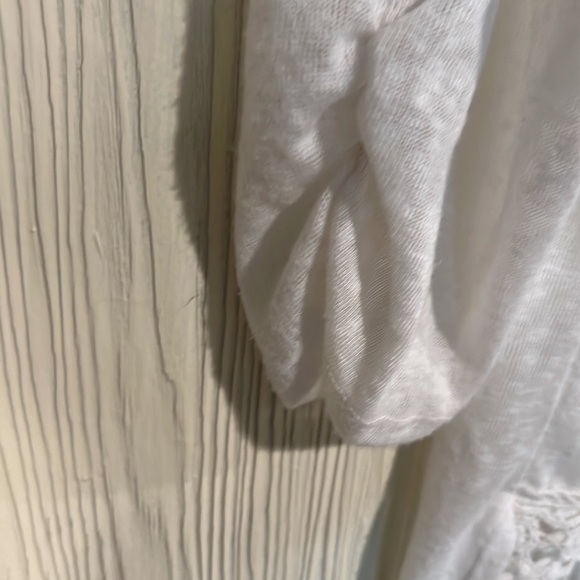 NO BOUNDARIES WHITE BLOUSE WITH TASSELS SUZE XXL - Picture 3 of 8